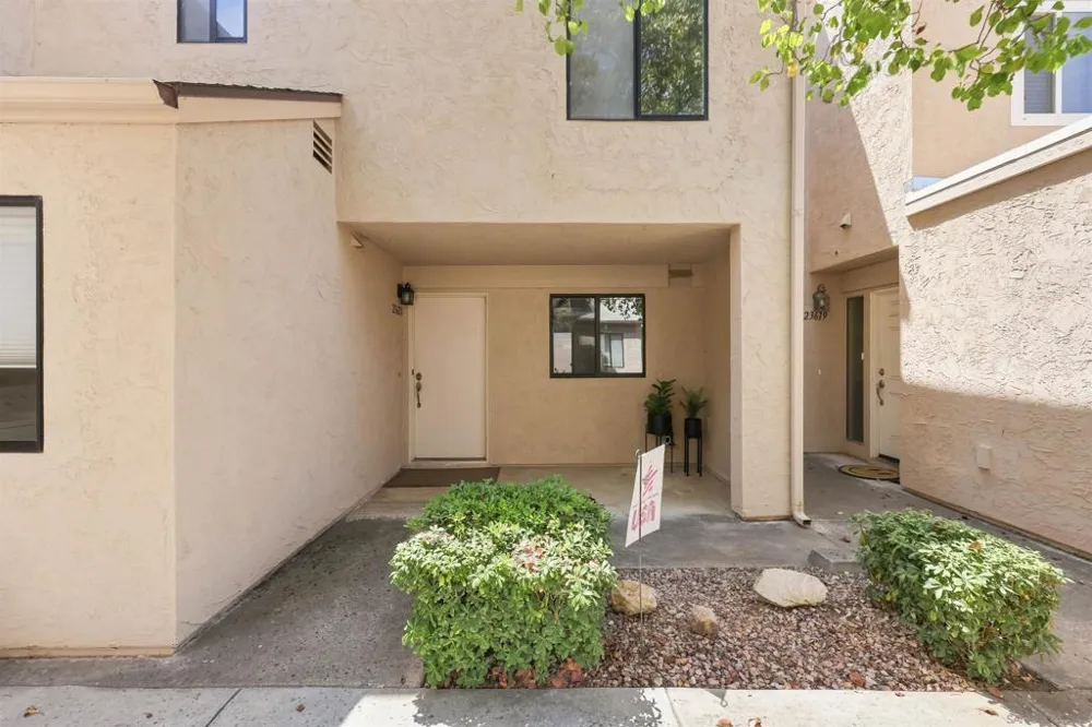 23621 Country Villa Rd Ramona, CA 92065