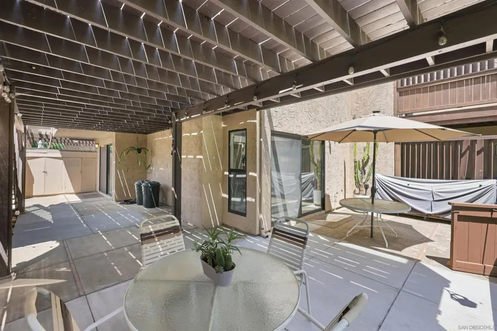 23621 Country Villa Rd Ramona, CA 92065