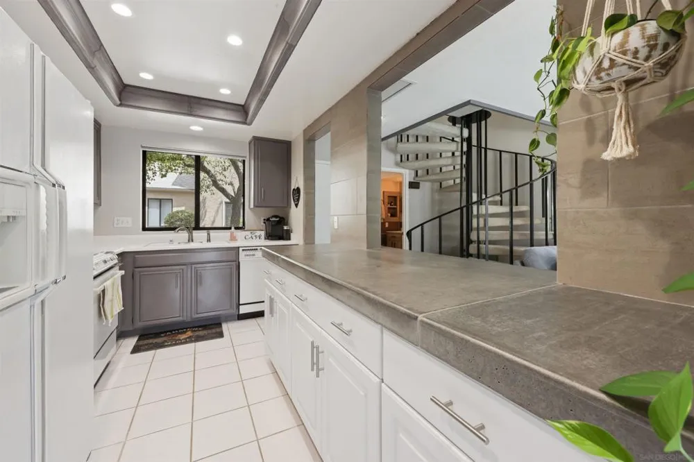 23621 Country Villa Rd Ramona, CA 92065
