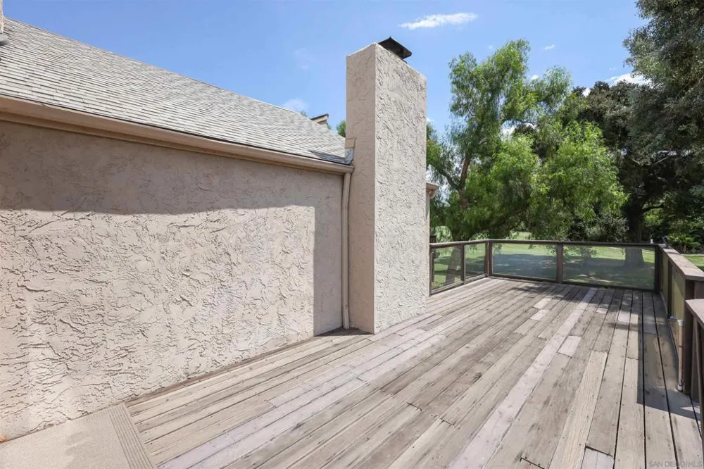 23621 Country Villa Rd Ramona, CA 92065