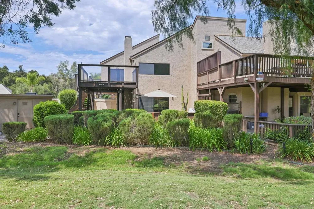 23621 Country Villa Rd Ramona, CA 92065