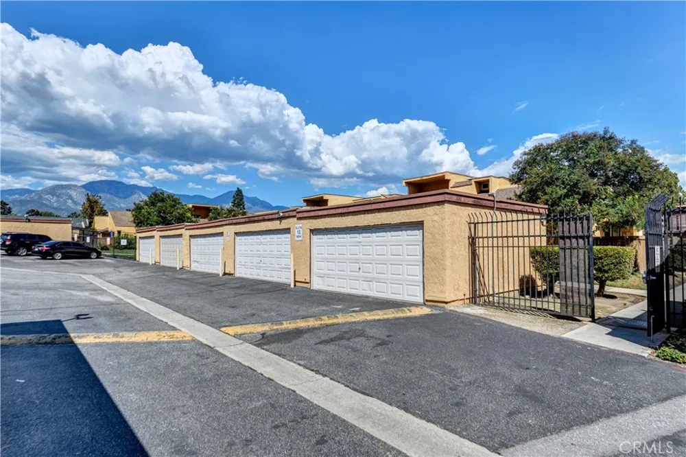 435 W 9th #E1 Upland, CA 91786