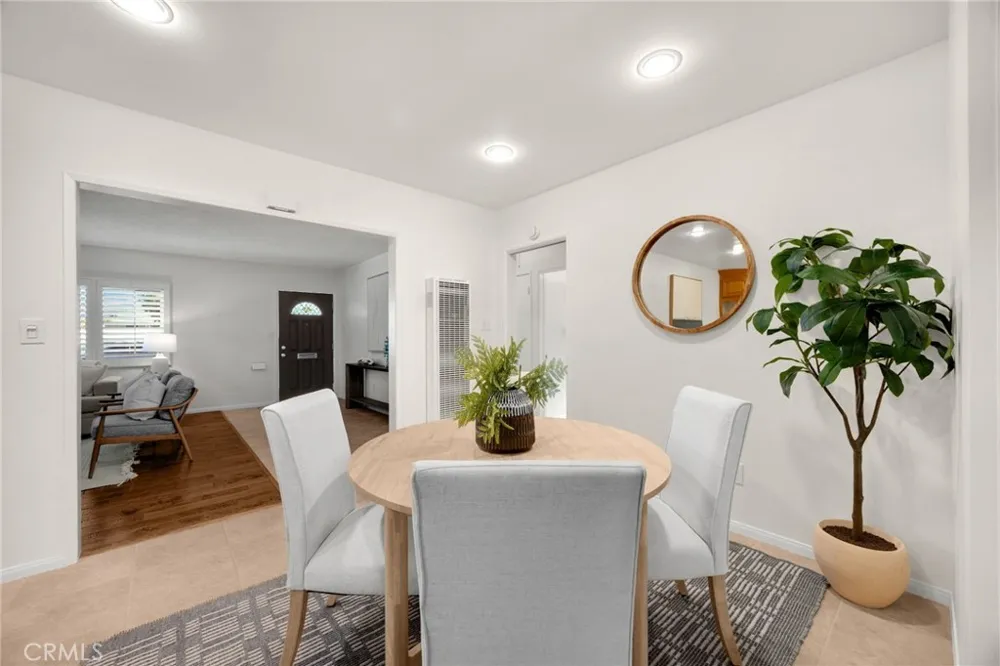 308 W 10th Street Corona, CA 92882