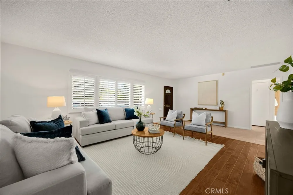 308 W 10th Street Corona, CA 92882