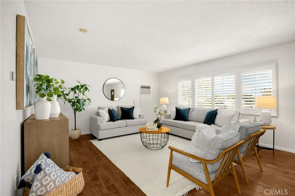308 W 10th Street Corona, CA 92882