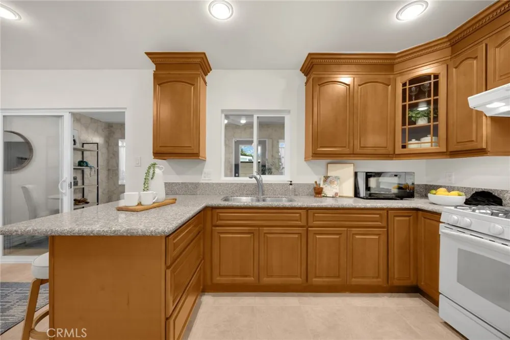 308 W 10th Street Corona, CA 92882