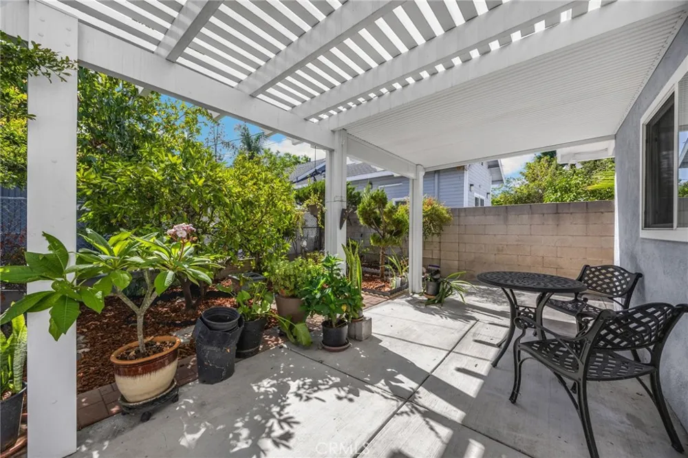 308 W 10th Street Corona, CA 92882