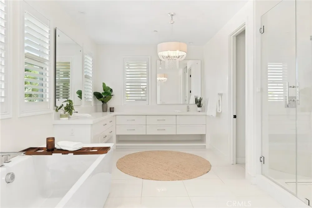 208 Ocean Place Seal Beach, CA 90740