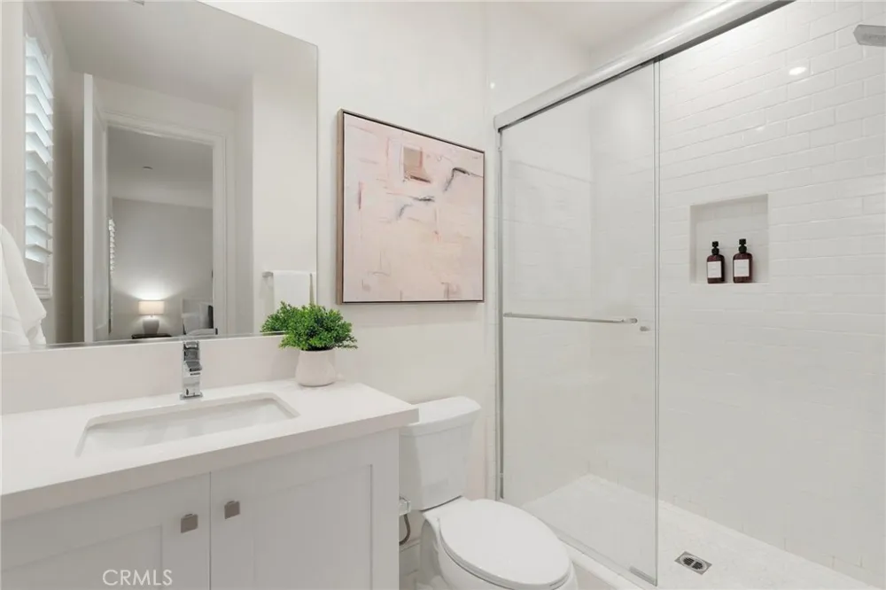 208 Ocean Place Seal Beach, CA 90740