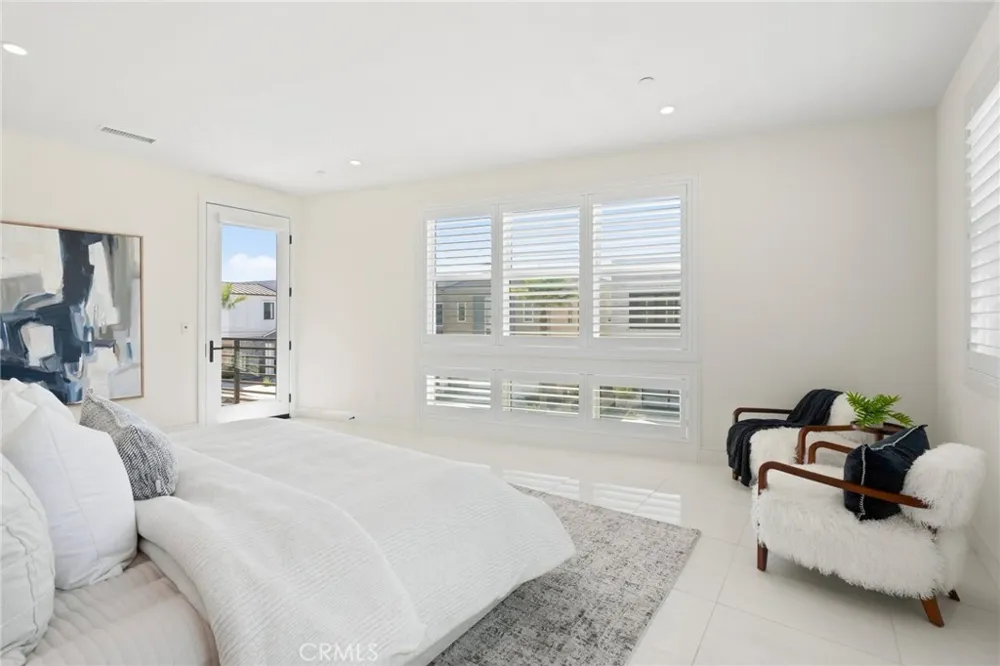 208 Ocean Place Seal Beach, CA 90740