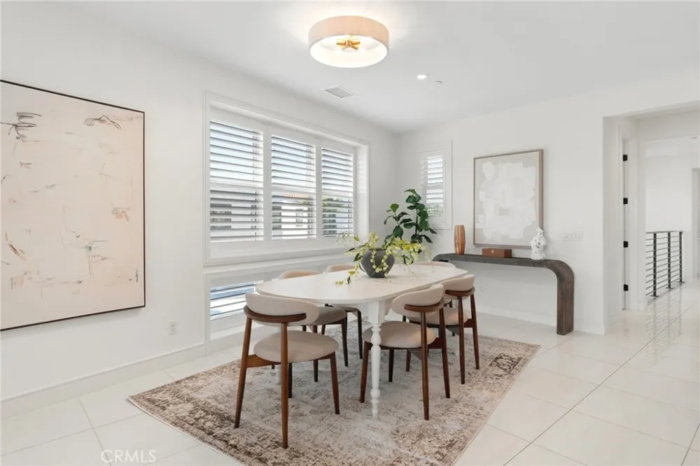 208 Ocean Place Seal Beach, CA 90740