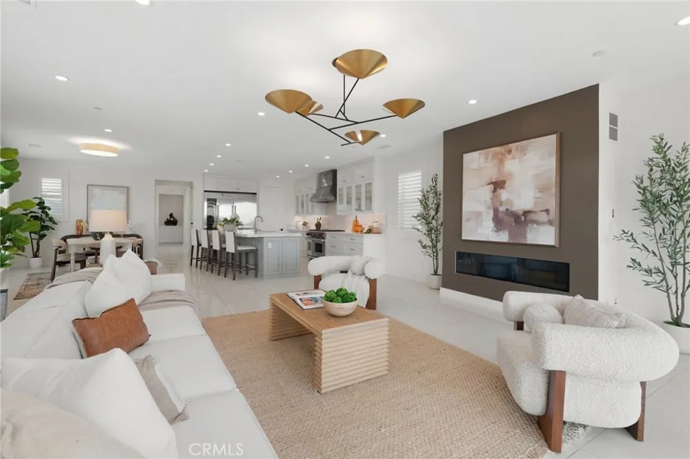 208 Ocean Place Seal Beach, CA 90740