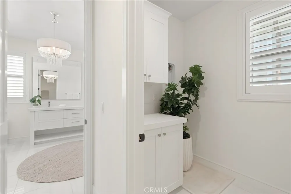 208 Ocean Place Seal Beach, CA 90740