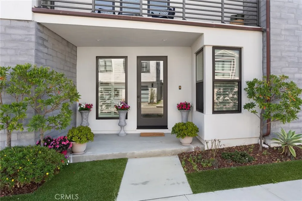 208 Ocean Place Seal Beach, CA 90740