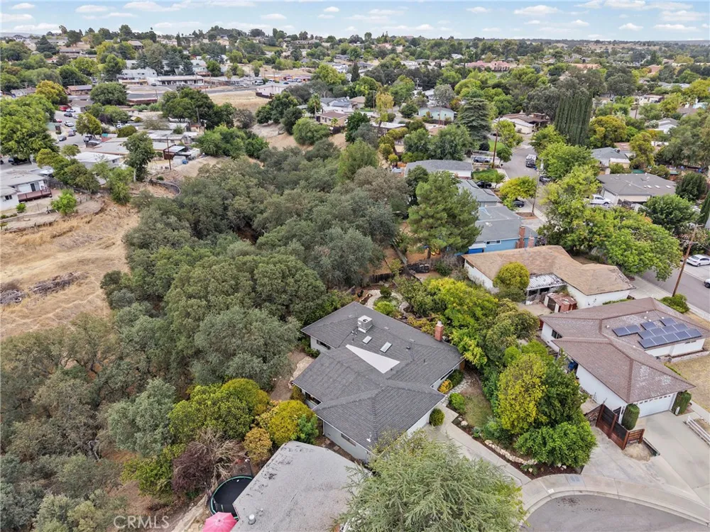511 Moss Avenue Paso Robles, CA 93446