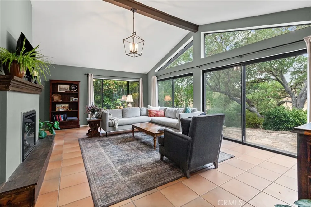 511 Moss Avenue Paso Robles, CA 93446