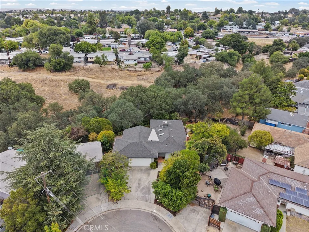 511 Moss Avenue Paso Robles, CA 93446