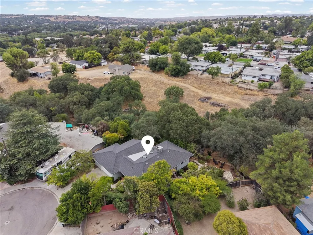 511 Moss Avenue Paso Robles, CA 93446