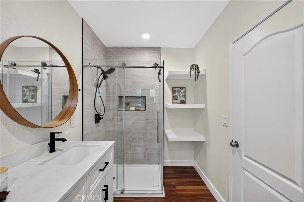382 Idaho Pasadena, CA 91103