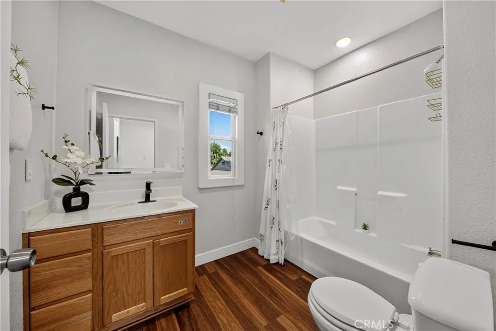 382 Idaho Pasadena, CA 91103