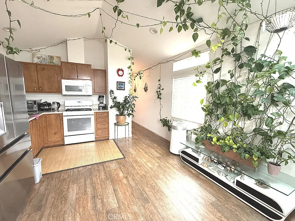 16949 S Western Avenue #83 Gardena, CA 90247