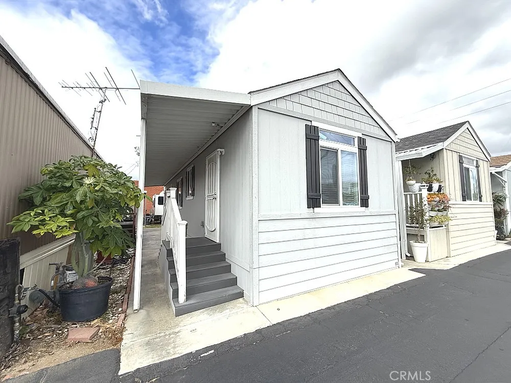 16949 S Western Avenue #83 Gardena, CA 90247