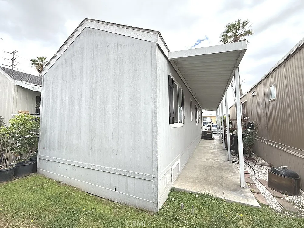 16949 S Western Avenue #83 Gardena, CA 90247