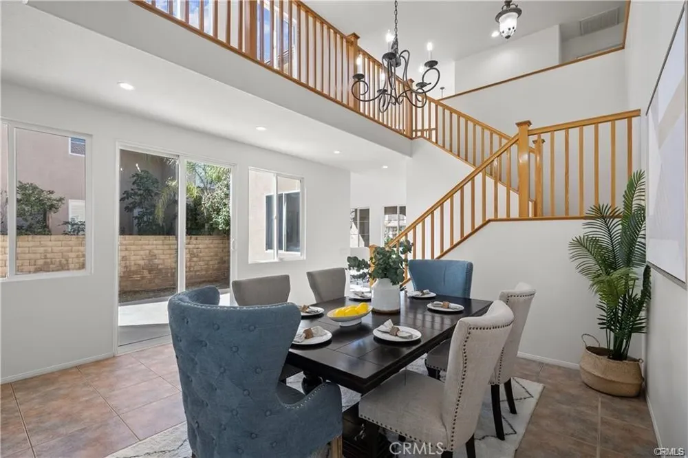 29052 Madrid Place Castaic, CA 91384