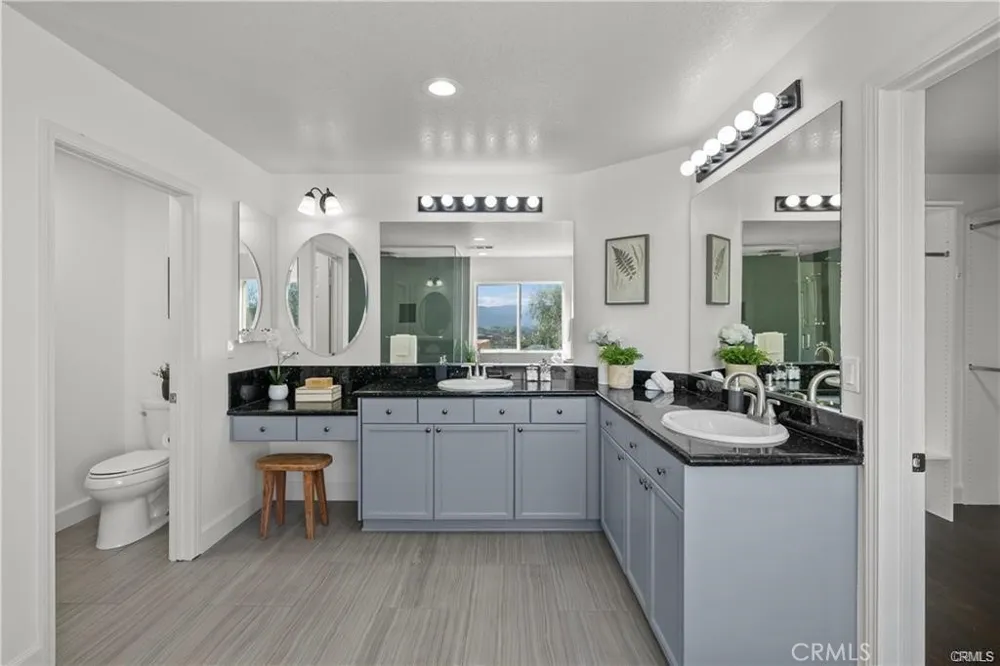 29052 Madrid Place Castaic, CA 91384