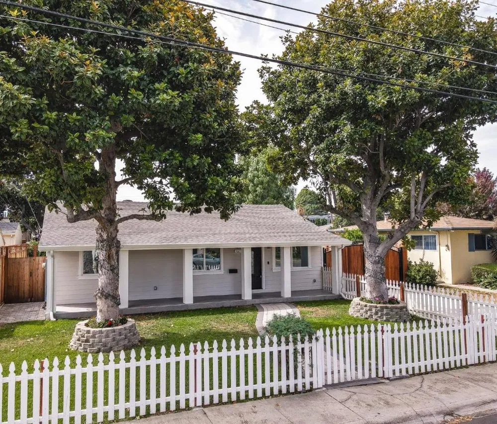 2082 Randolph Drive San Jose, CA 95128