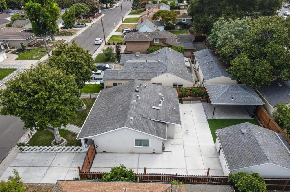 2082 Randolph Drive San Jose, CA 95128