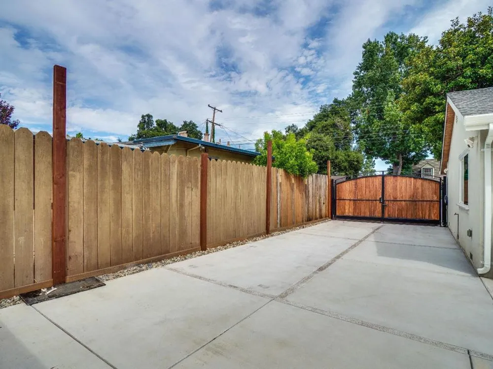 2082 Randolph Drive San Jose, CA 95128