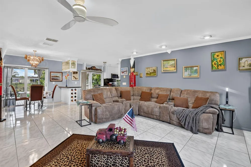11078 Delta Circle Boca Raton, FL 33428