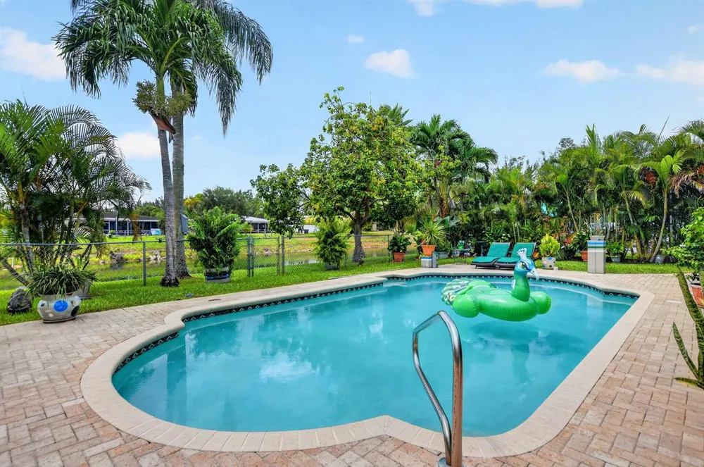 11078 Delta Circle Boca Raton, FL 33428