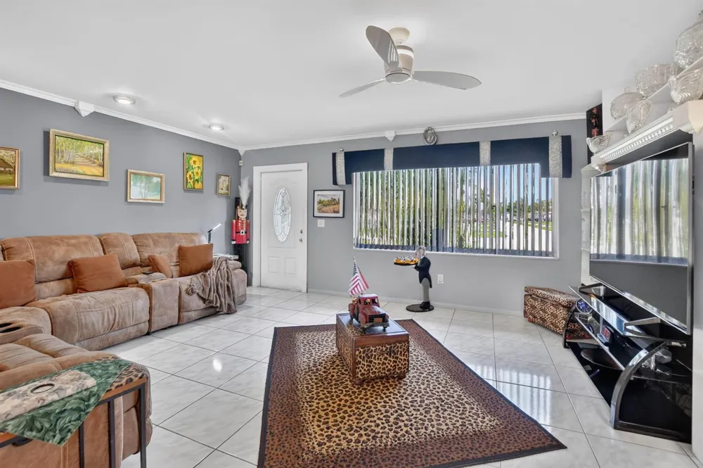 11078 Delta Circle Boca Raton, FL 33428