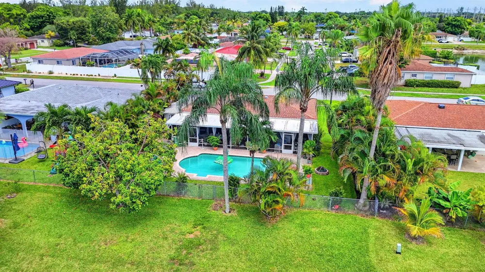 11078 Delta Circle Boca Raton, FL 33428