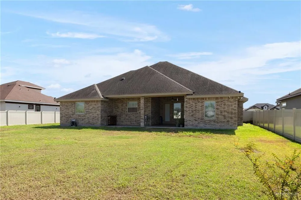 2110 Thacker Lane Harlingen, TX 78552