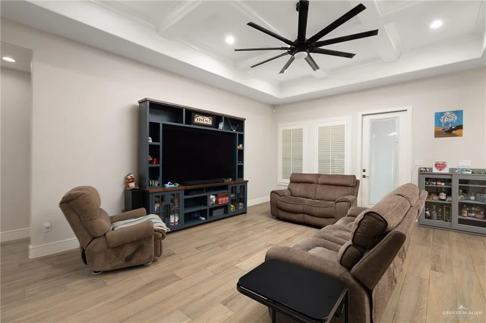 2110 Thacker Lane Harlingen, TX 78552