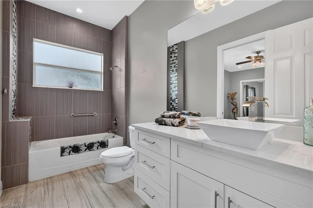 27150 Rue De Paix Bonita Springs, FL 34135
