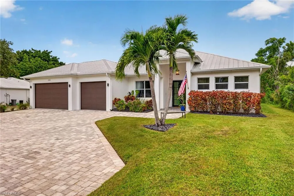 27150 Rue De Paix Bonita Springs, FL 34135