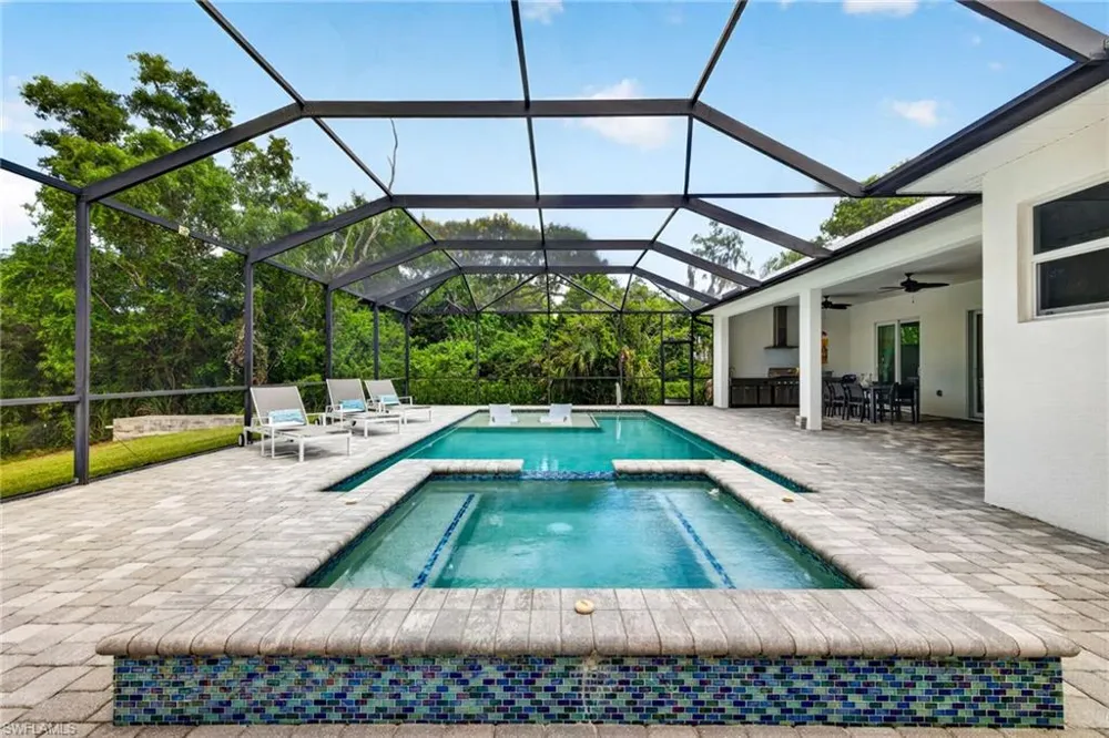 27150 Rue De Paix Bonita Springs, FL 34135