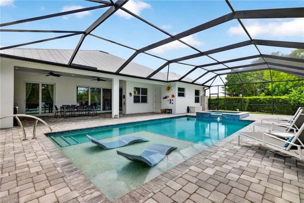 27150 Rue De Paix Bonita Springs, FL 34135
