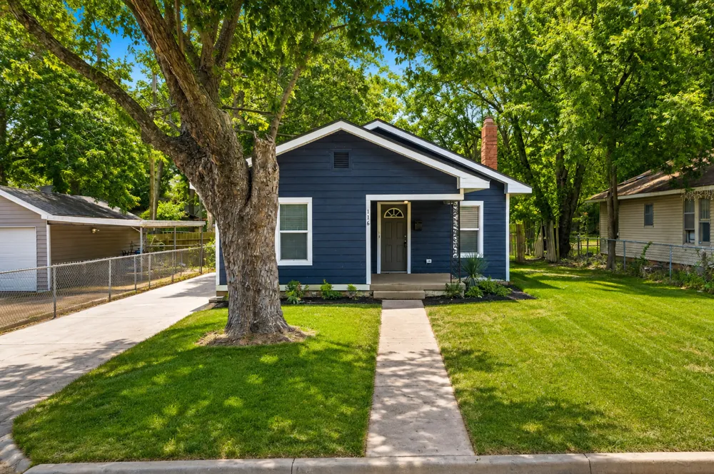 116 11th Avenue NW Ardmore, OK 73401