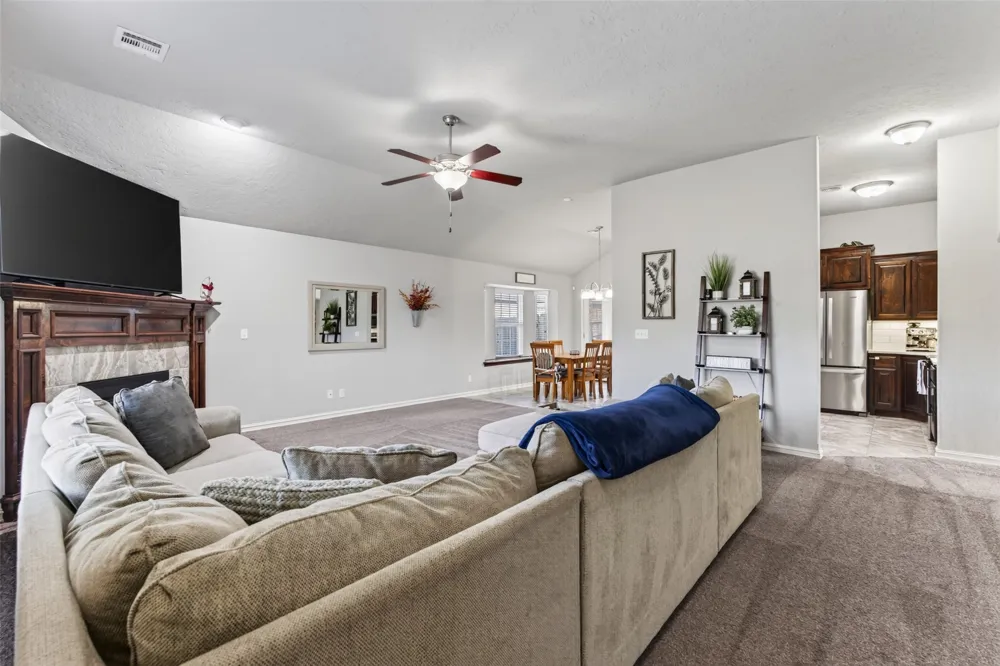13399 E 134th Street Collinsville, OK 74021