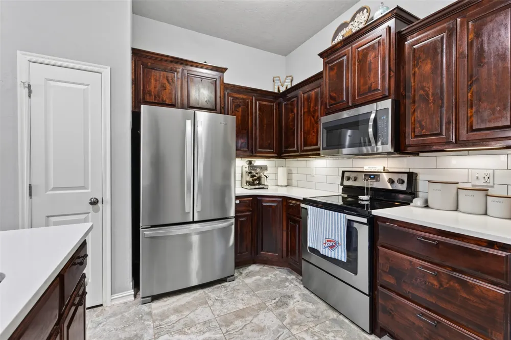 13399 E 134th Street Collinsville, OK 74021
