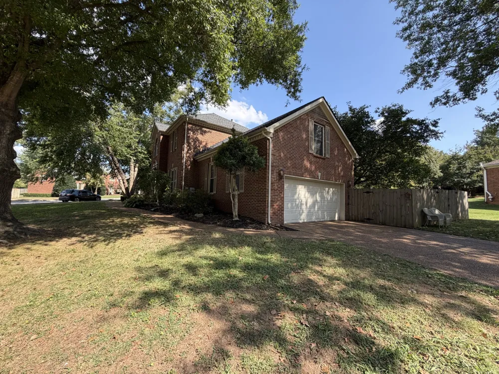 208 Heathersett Dr Franklin, TN 37064