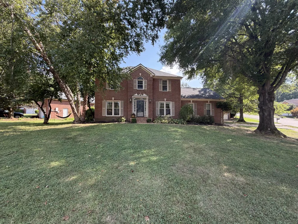 208 Heathersett Dr Franklin, TN 37064