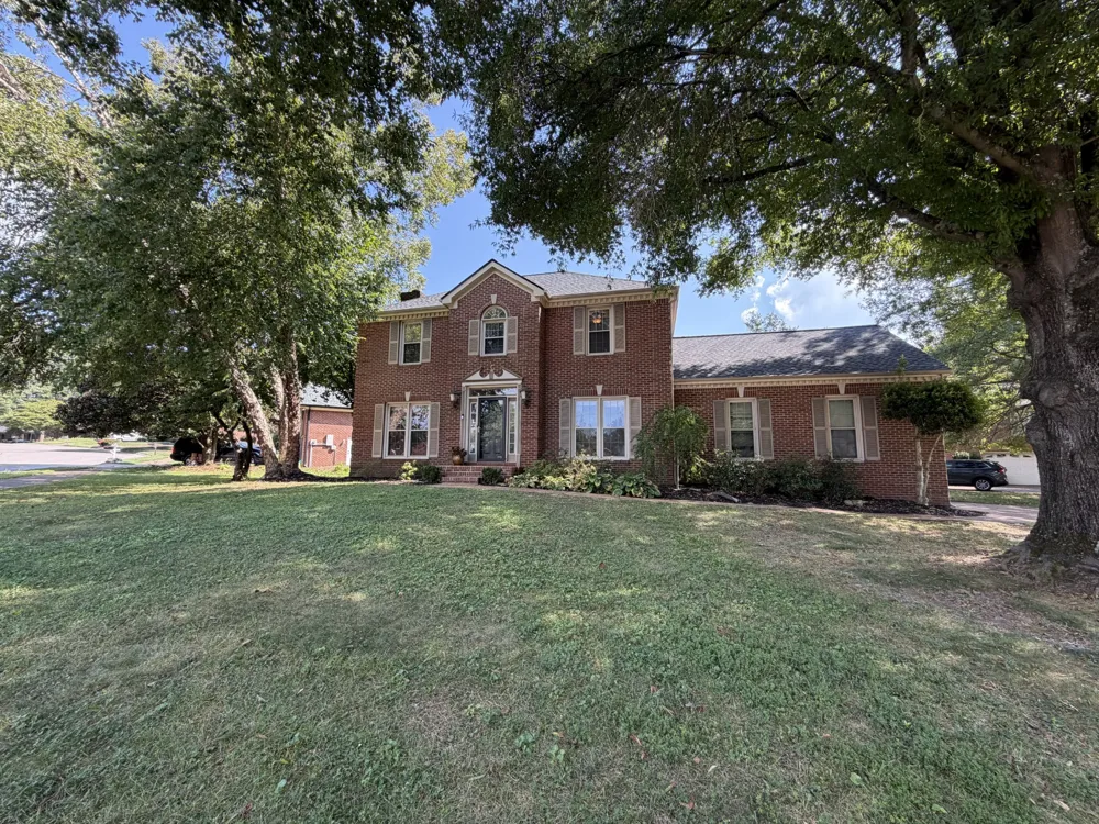208 Heathersett Dr Franklin, TN 37064