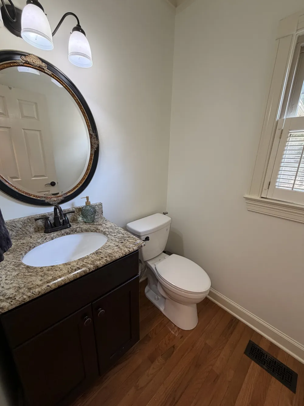 208 Heathersett Dr Franklin, TN 37064
