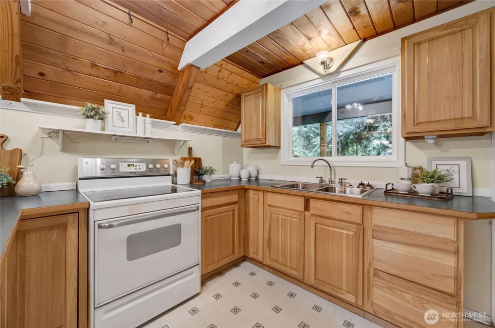 17120 116th Place NE Arlington, WA 98223